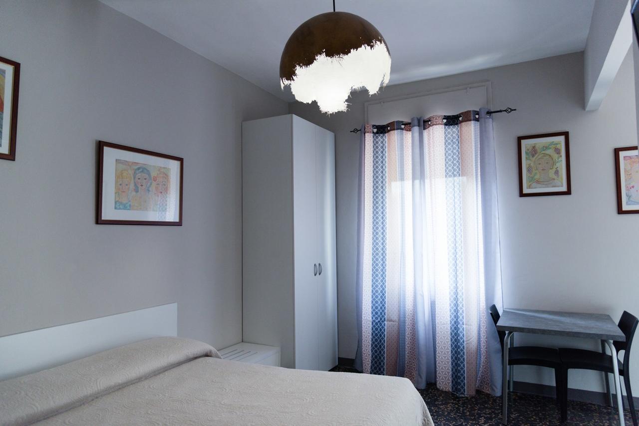 La Pajassa Bed and Breakfast Alba  Buitenkant foto